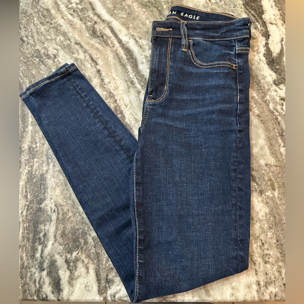American Eagle High Waisted Skinny Jeans, Size 4